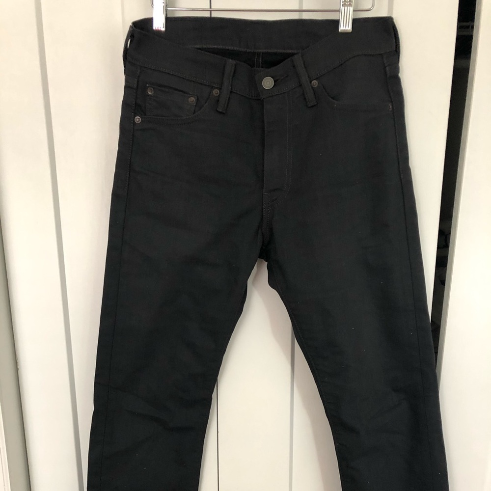 Levis